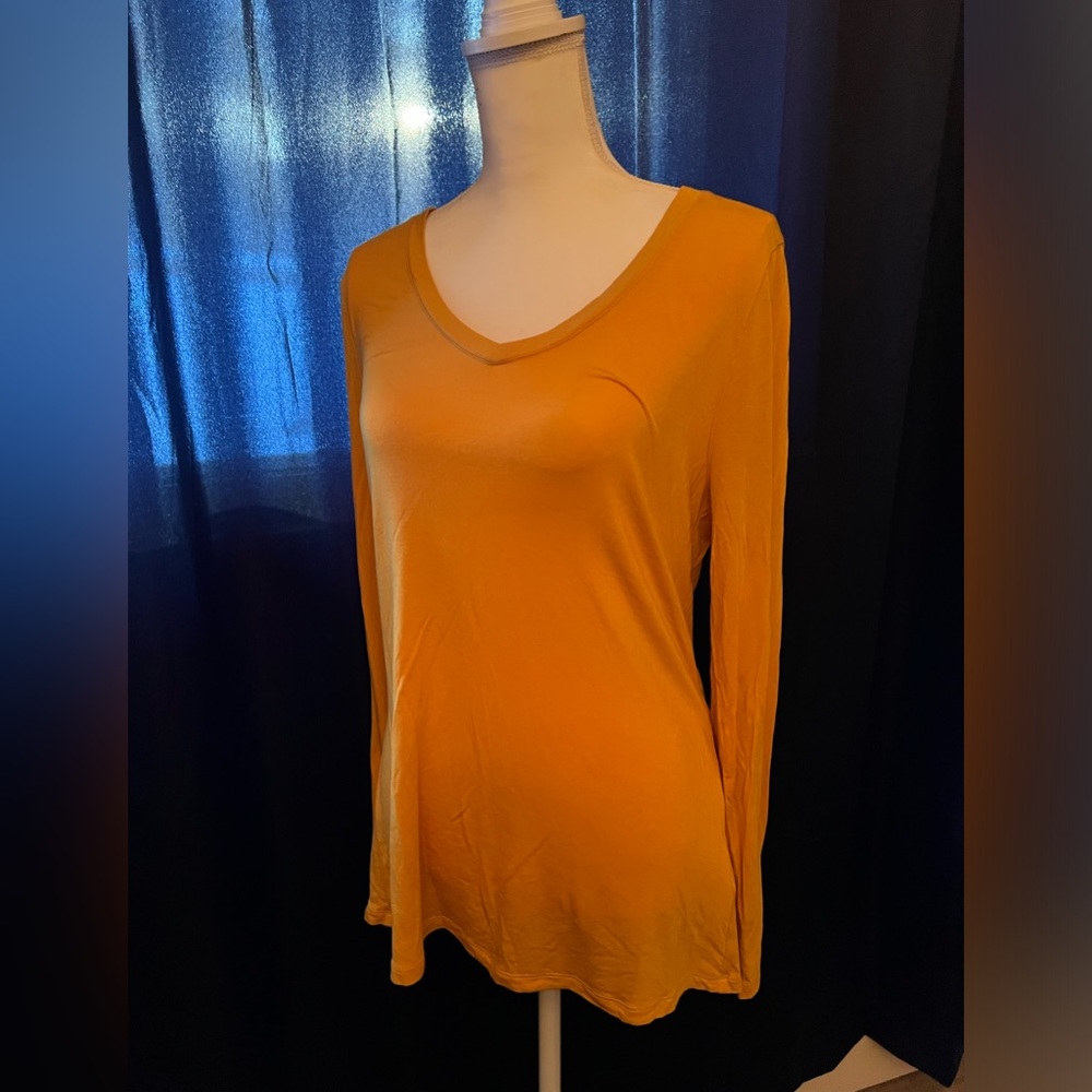 Eden Ruth long sleeve Tee